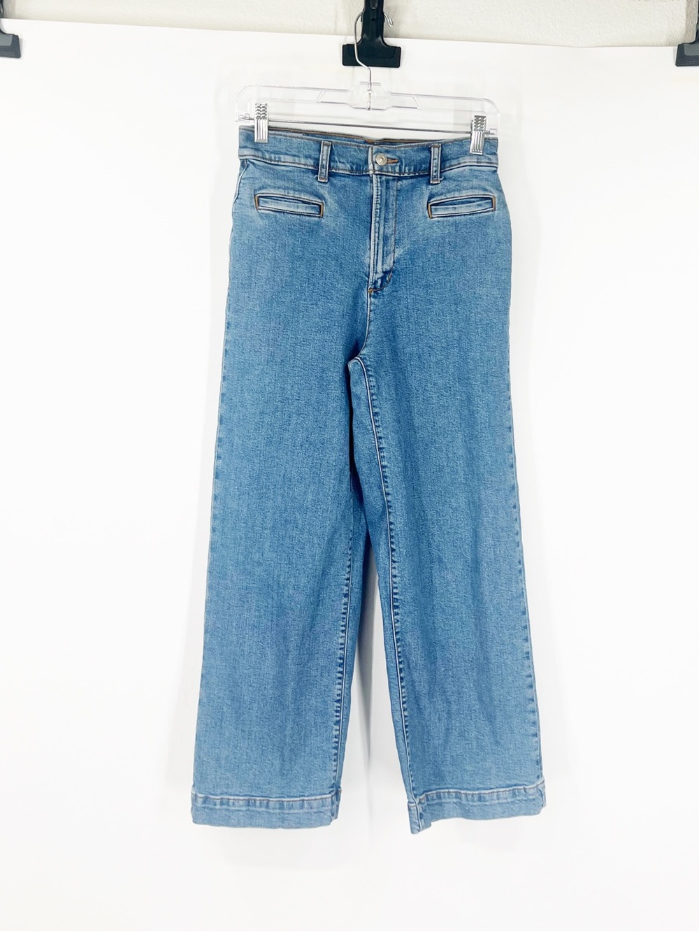 Levi’s Ribcage Wide Leg Crop Jeans High Rise